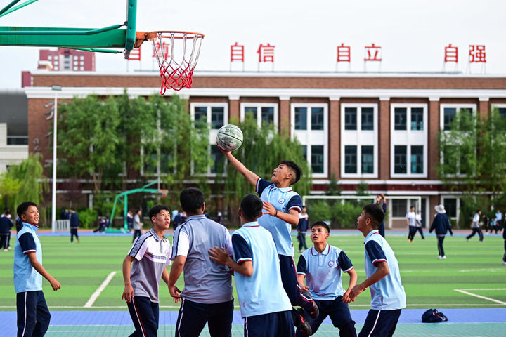 “孩子们成长得更好是我们最大的心愿”——以习近平同志为核心的党中央关心少年儿童成长和少先队工作纪实(图8)
