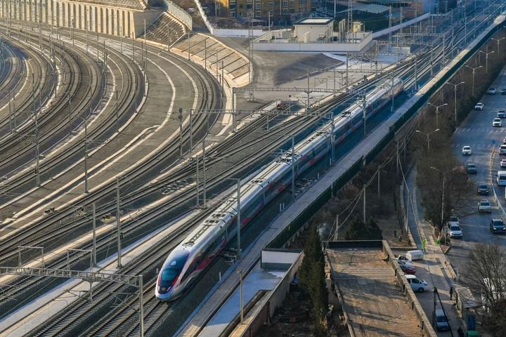 江山壮阔万象新——习近平总书记引领中国式现代化新征程(图2)