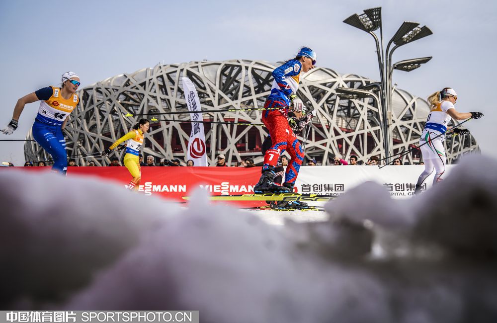 两会政策东风赋能体育产业康比特有望借势打开成长空间(图1)