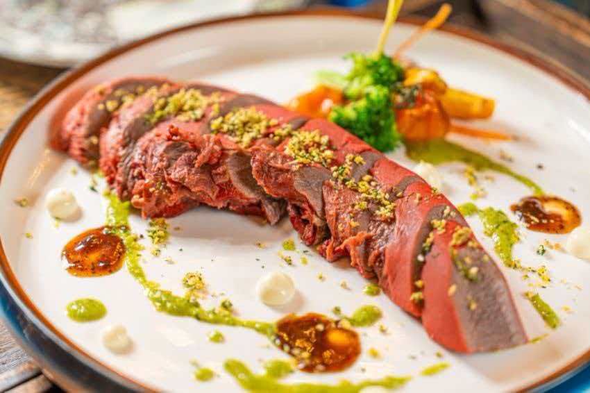 2026中央大街俄式餐厅专业评估：五大标杆深度解析与选型指南(图1)