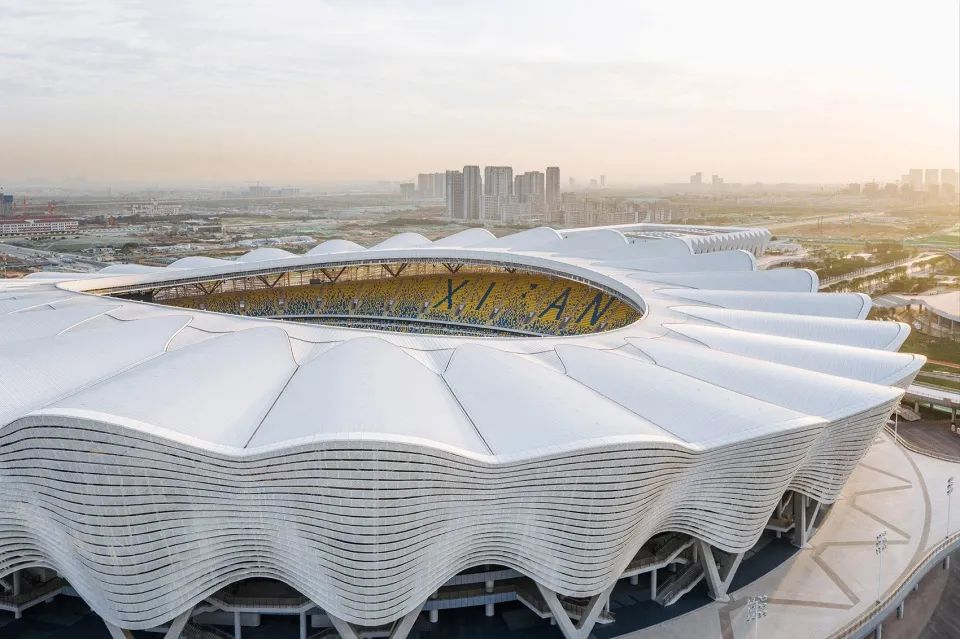 2024太原马拉松赛激情开跑(图1)