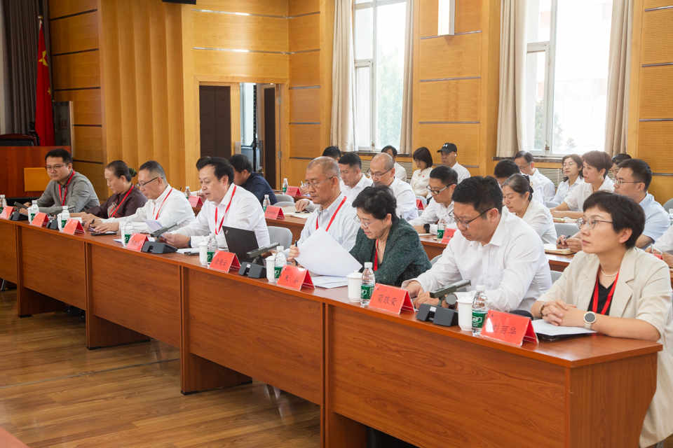 北京体育大学本科教育教学审核评估专家意见交流会举行(图2)