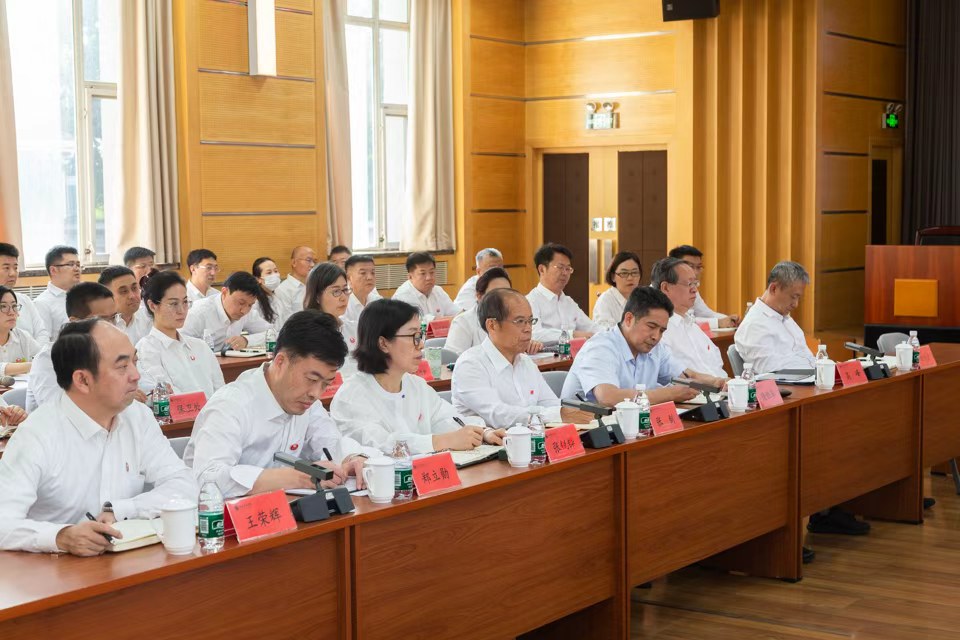 北京体育大学本科教育教学审核评估专家意见交流会举行(图3)