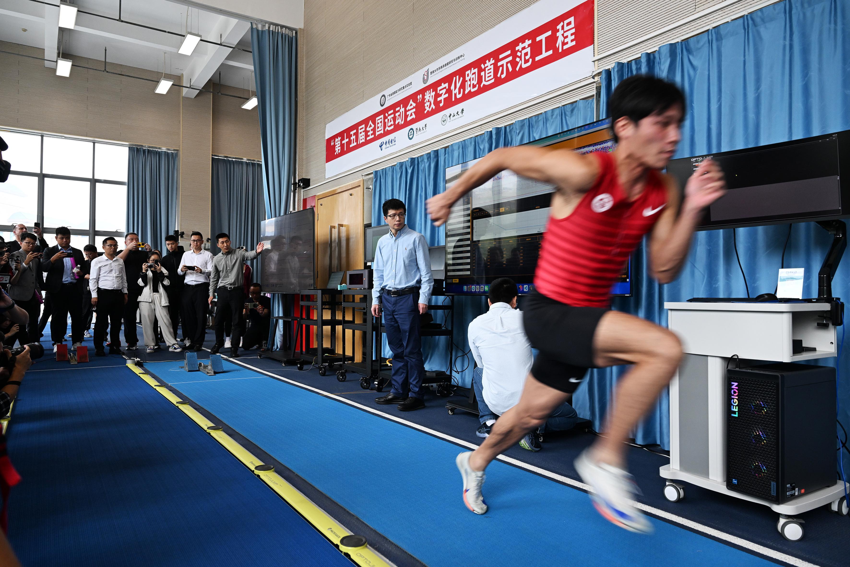 “中国人可以跑9秒76！”暨大苏炳添速度研究与训练中心训练基地启用(图4)