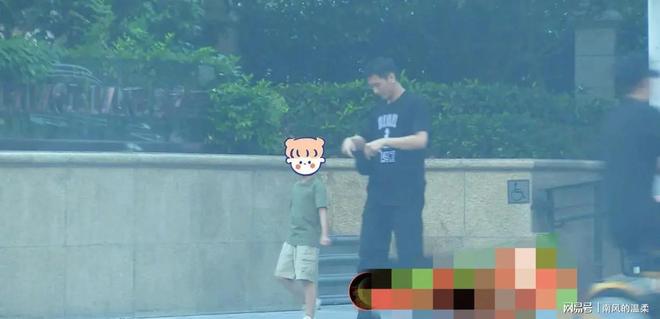 37岁张雨绮晒泳装照蚂蚁腰蜜桃臀与小腹松弛引讨论(图19)