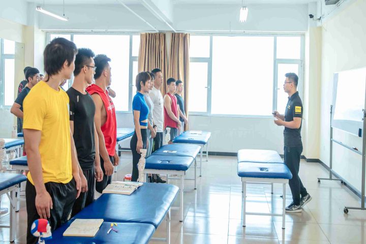 多视角感知银发消费热力轨迹 “数”看银发经济万亿级大市场加速向新