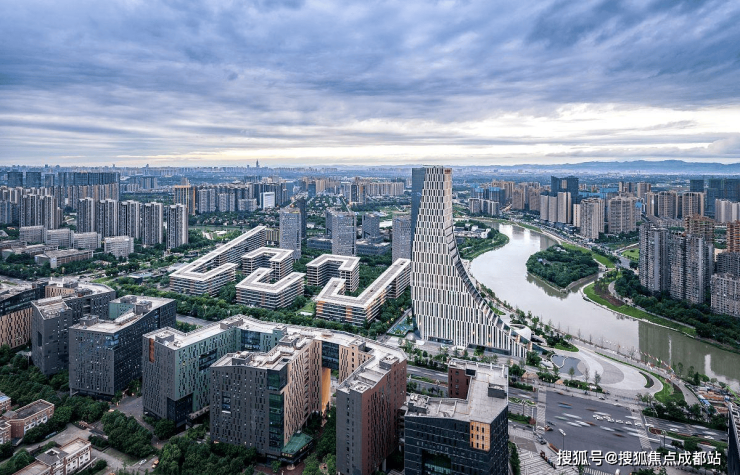 成都新房【高投启鸣观樾序】致电售楼处电话(已认证)_获取最新售价_详情介绍_热销户型解析_总价区间_1月优惠咨询。(图2)