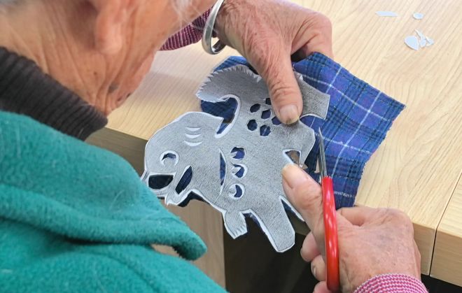 在金山让老年人“不想回家”的地方有1060个…(图2)