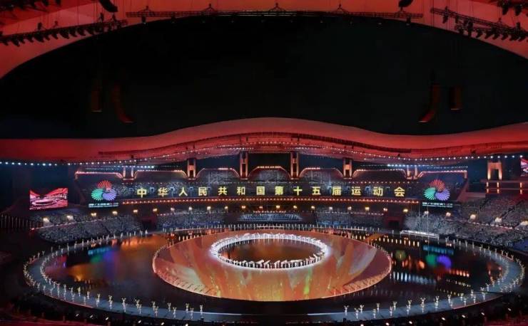 文化+体育+商业+娱乐一体化地标顺德驹荣文体中心喜封金顶暨华润文体正式进驻!(图6)