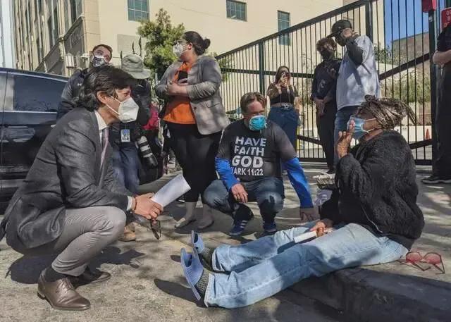 从中产到流浪汉！网络热议的美国斩杀线是怎么一回事？(图3)