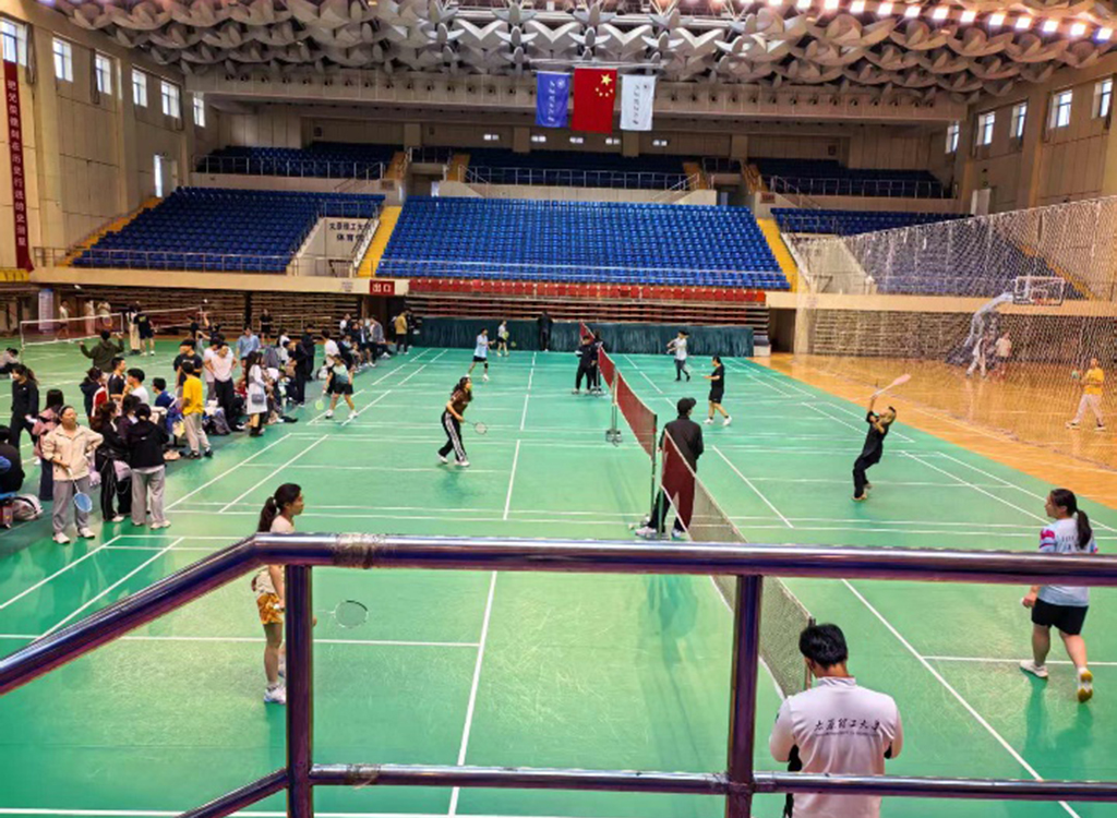 为体育强国建设添砖加瓦